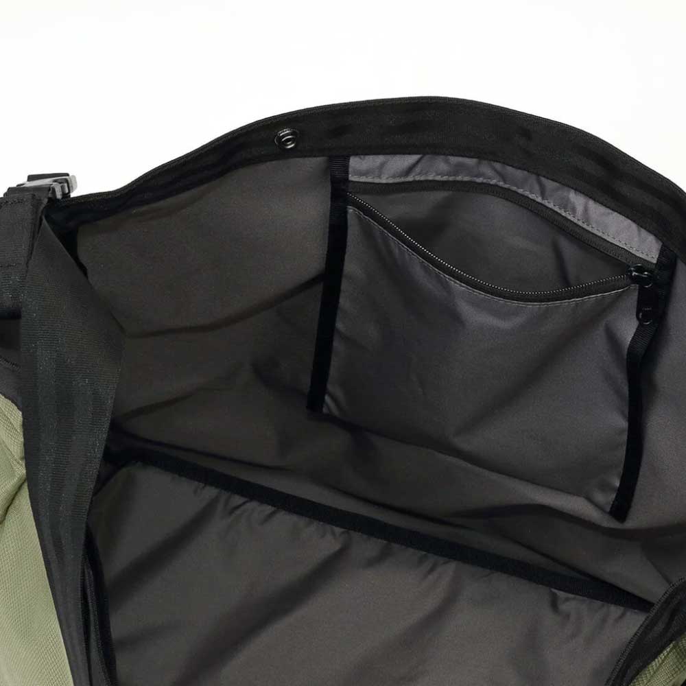 CHROME クローム NEWSPAPER MESSENGER(ニュースペーパー メッセンジャー) 軽量 耐水 26L JP197BK カラー:OIL GREEN ショルダーバッグ メッセンジャーバッグ