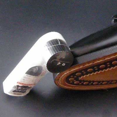 小さな輝きを大切にする革コバ用リキッド COLUMBUS コロンブス LEATHER EDGE LIQUID 革コバリキッド 革底のコバやヒールの補色用に靴 シューズ
