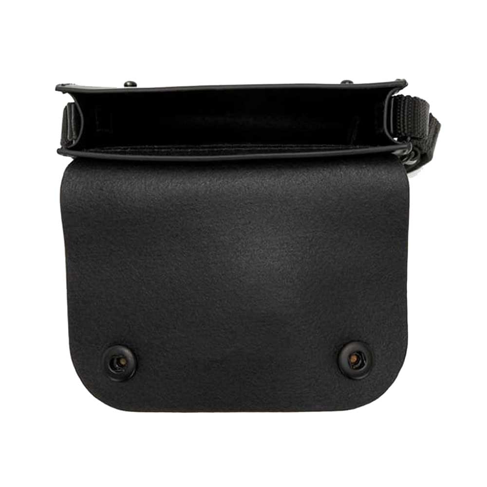 FRED PERRY フレッドペリー Burnished Leather Pouch Bag L4331102(ブラック) ショルダーバッグ ポーチ ボディバック メッセンジャーバッグ