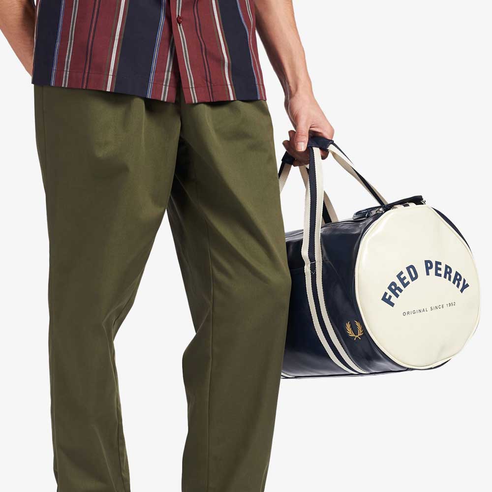フレッドペリー バッグ FRED PERRY CLASSIC BARREL BAG L7220 635(ネイビー) バレルバッグ ドラムバッグ ボストンバッグ