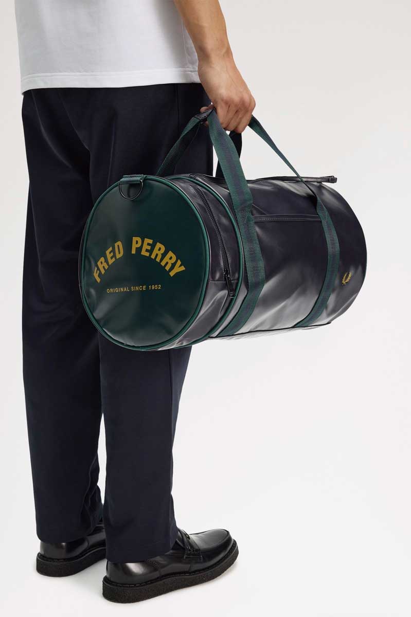 フレッドペリーバッグFREDPERRYCLASSICBARRELBAGL725583A(NAVY/GRASSROOTS)バレルバッグドラムバッグボストンバッグ