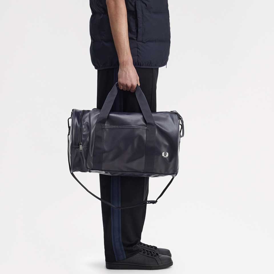 フレッドペリーバッグFREDPERRYTonalClassicBarrelBagL7260608(NAVY)バレルバッグドラムバッグボストンバッグ