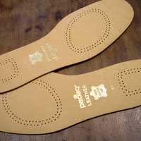 《メール便可》高級羊革インソール(雑菌除去・脱臭効果) pedag ペダッグ レザー(leather) 脱臭効果の高いカーボンフィルター付き(ドイツ製)靴 シューズ