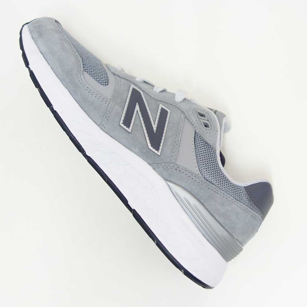 ニューバランスnewbalanceMW880CG64Eグレー(メンズ)4E幅アウトドアシューズウォーキングフィットネス「靴」