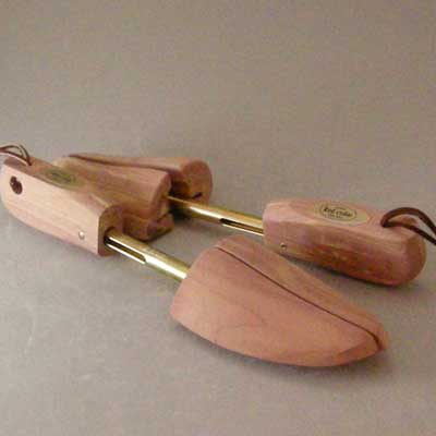 アメリカ製木製(アメリカ杉)シュートリー COLUMBUS コロンブス(アメリカ製) RED CEDAR SHOE TREE レッドシダーシュートリー 靴 シューズ