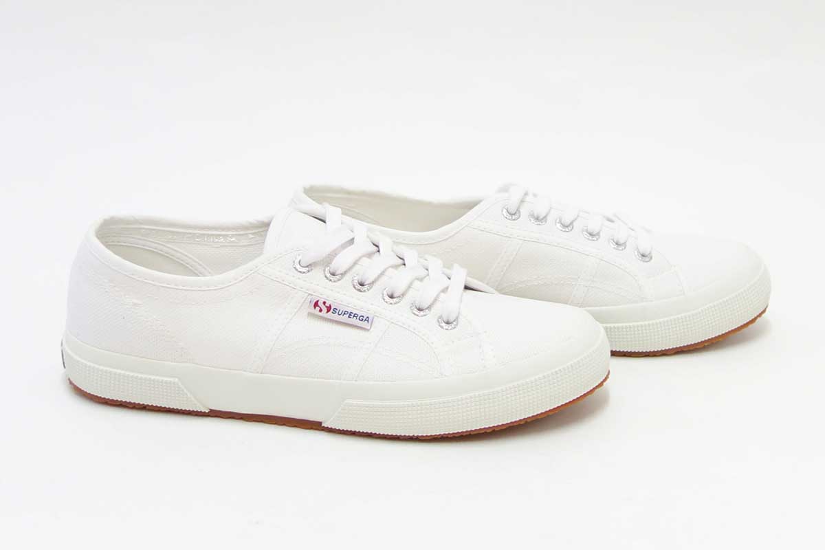 スペルガ SUPERGA 2750-COT U CLASSIC(ユニセックス)ホワイト (s000010 901) ナチュラルなキャンバススニーカー 「靴」