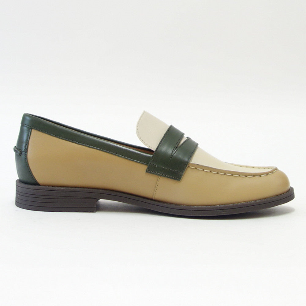 【SALE 30%OFF】 コールハーン COLE HAAN ソフィア ローファー w24678 アイボリー / ダーク コンブ グリーン / バーチ (レディース) 天然皮革 ローファー 「靴」