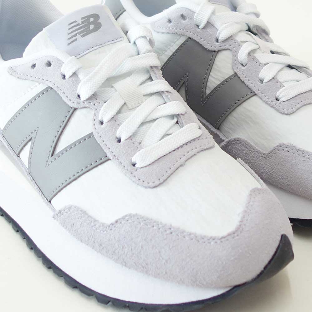 newbalanceニューバランスWS237HGGグレー(レディース)スニーカーランニングシューズウォーキングライフスタイルスエード「靴」