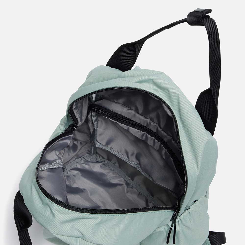 エーグル AIGLE ZNHAK83 002 パッカブルバックパック (レセダ) 撥水 リュック
