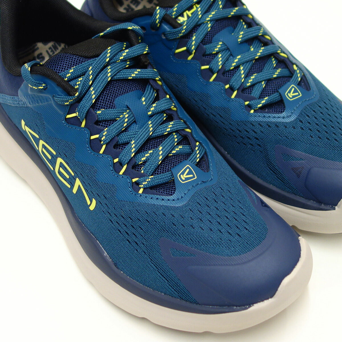 KEENキーンWK4501028912ダブルケー450ウォーキングシューズカラー:LegionBlue/EveningPrimroseウォーキング(メンズ)「靴」
