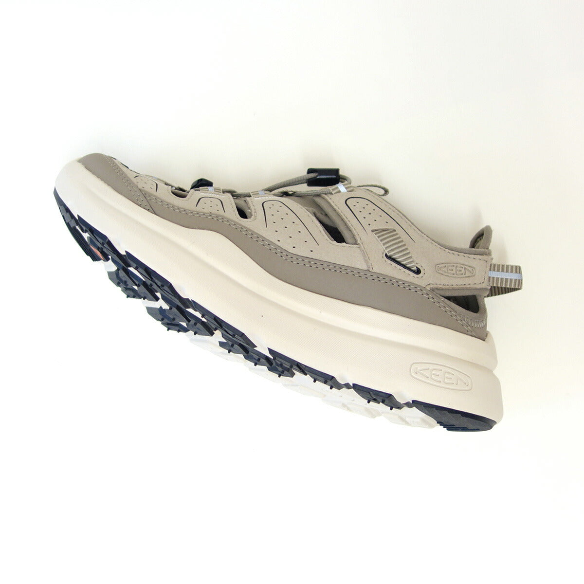 KEENキーンWK450SANDAL1028923ダブルケー450サンダルカラー:PlazaTaupe/Blackウォーキングトラベル(レディース)「靴」