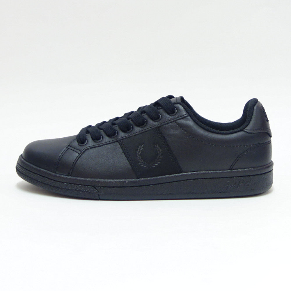 FREDPERRYフレッドペリーB6301102(ユニセックス)B721LEATHERカラー:Black天然皮革のローカットスニーカー「靴」