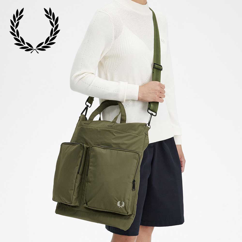FREDPERRYフレッドペリーNylonHelmetBagL7265v71(UNIFORMGREEN/WARMGREY)ショルダーバッグボディバックハンドバッグ