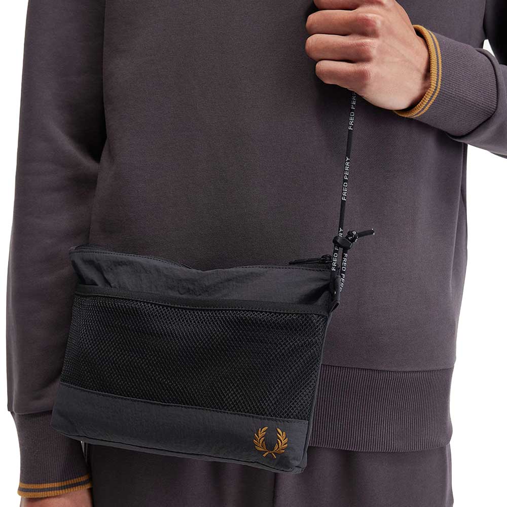 FREDPERRYフレッドペリーCrinkleNylonMeshSacocheBagL7287297(ANCHORGREY)ポーチサコッシュボディバックメッセンジャーバッグ