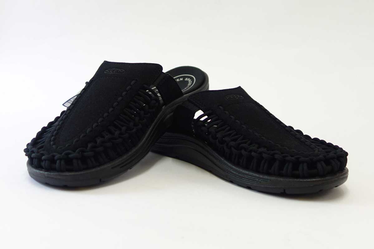 KEEN キーン UNEEK 2 SLIDE（ユニーク ツー スライド）  1022399（レディース） カラー：Black / Black  「靴」