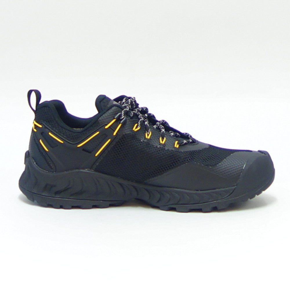 【SALE 20%OFF】 KEEN キーン NXIS EVO WP 1025910  ネクシス エヴォ ウォータープルーフ カラー：Black/Keen Yellow ライトハイキングシューズ ウォーキング トレッキング トラベル（メンズ）「靴」