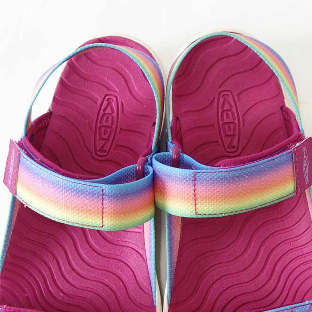 【SALE 30%OFF】 キーン KEEN  エル バックストラップ 1027308 Rainbow/Festival Fuchsia（キッズ） 1027332 スポーツ オープントゥサンダル ビーチ サンダル 「靴」