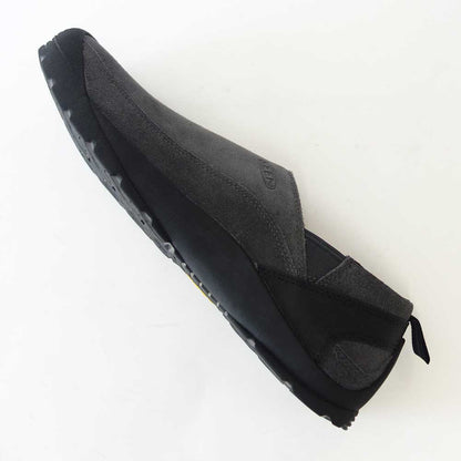 KEEN キーン JASPER SLIP-ON ジャスパー スリップオン スニーカー  1027879（メンズ）カラー：Magnet/Black アウトドアスニーカー ウォーキングシューズ  天然皮革　本革 スエード「靴」