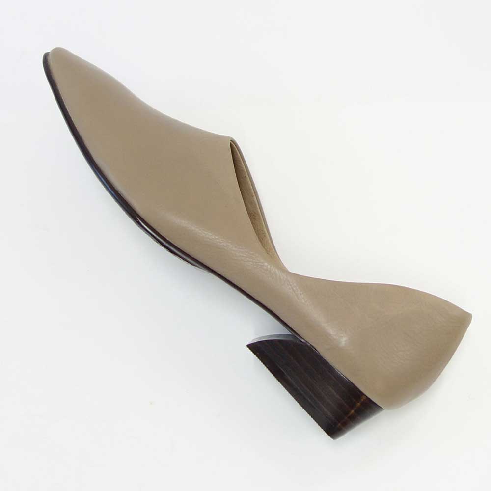 RABOKIGOSHI works（ラボキゴシ ワークス） 12686 グレージュ  スリッポンパンプス  天然皮革 3cmヒール スリップオン シューズ「靴」