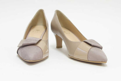 EIZO エイゾー 15235 ピンクオーク 上質レザーのリボンパンプス（5.5cmヒール） 「靴」