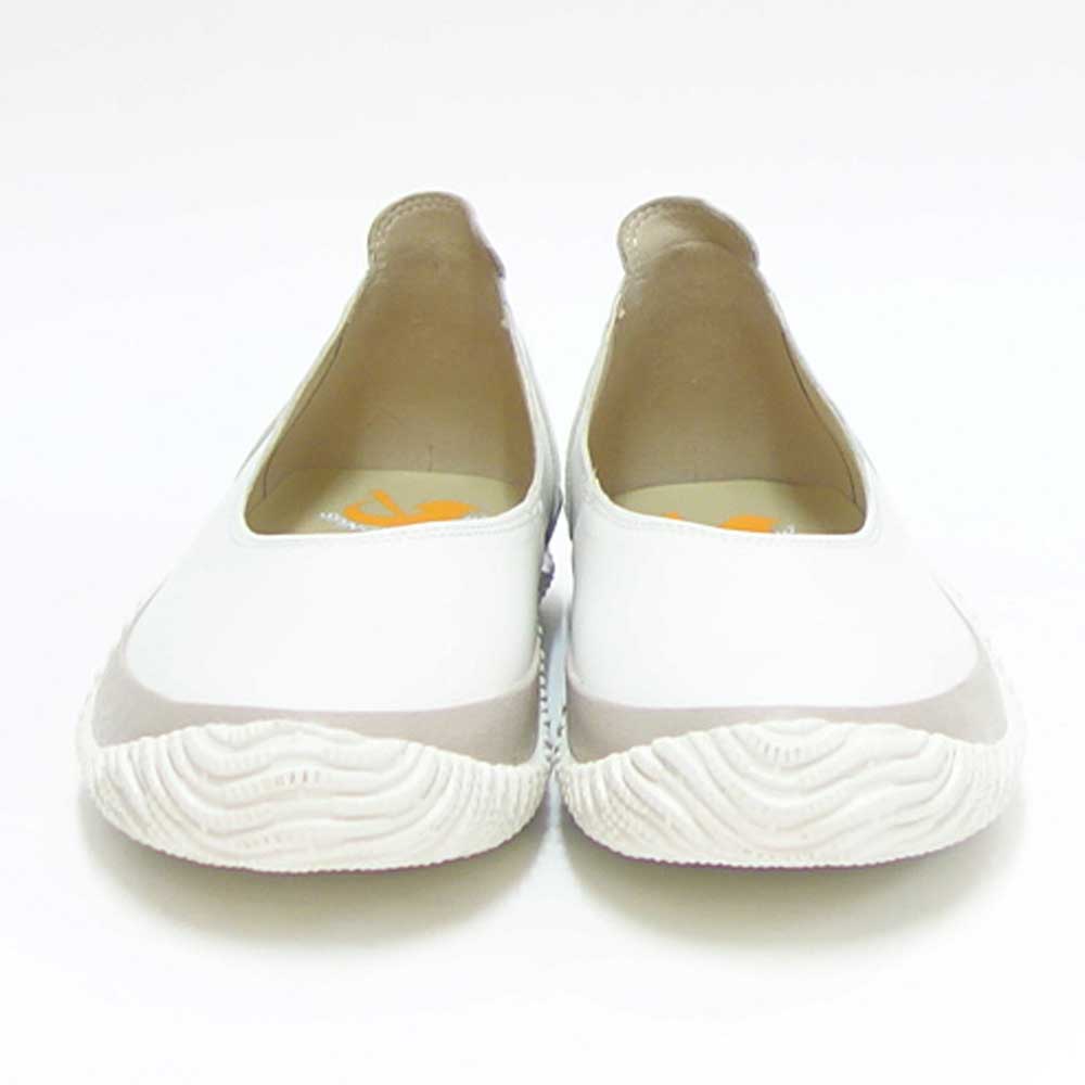 スピングル ムーブ SPINGLE MOVE 1811（レディース）ホワイト (61)   カンガルーレザー 天然皮革 スニーカーパンプス ラバーソール フラットシューズ 「靴」