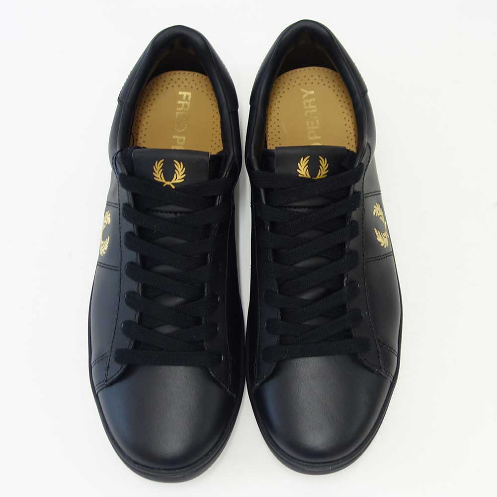 【SALE 30%OFF】 FRED PERRY フレッドペリー  B 2333 102（ユニセックス）SPENCER LEATHER （スペンサー レザー） カラー：Black / Metallic Gold 天然皮革のローカットスニーカー  「靴」