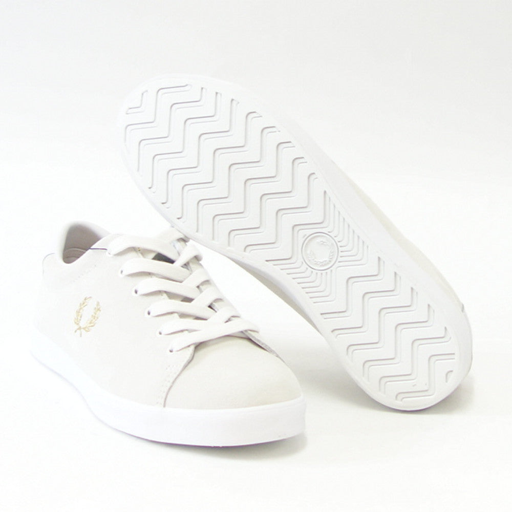 FREDPERRYフレッドペリーB2345100（ユニセックス）LOTTIESUEDEカラー：WHITE天然皮革のローカットスニーカー「靴」