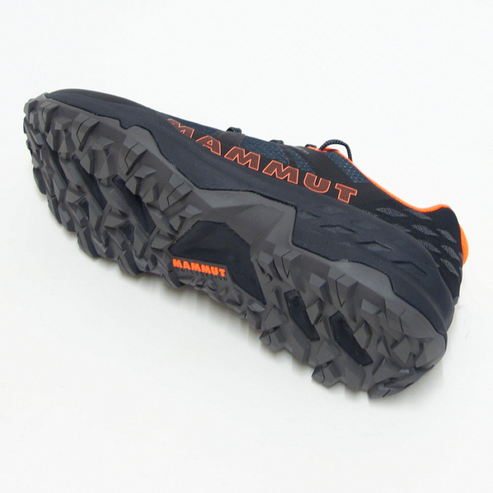 MAMMUT マムート Sertig II Low GTX Men 303004280（メンズ）カラー：black-vibrant orange(00533) アウトドアスニーカー ウォーキングシューズ 防水ハイキングシューズ「靴」