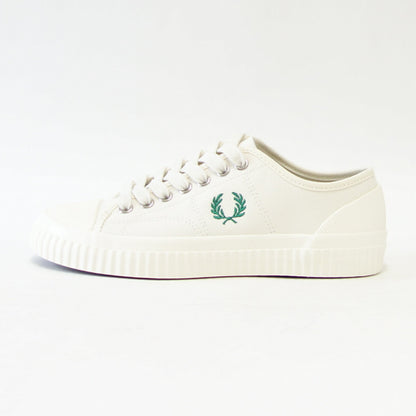 FRED PERRY フレッドペリー  B4365 D06（ユニセックス）HUGHES LOW Canvas カラー：LIGHT ECRU  キャンバス ローカットスニーカー テニスシューズ  「靴」