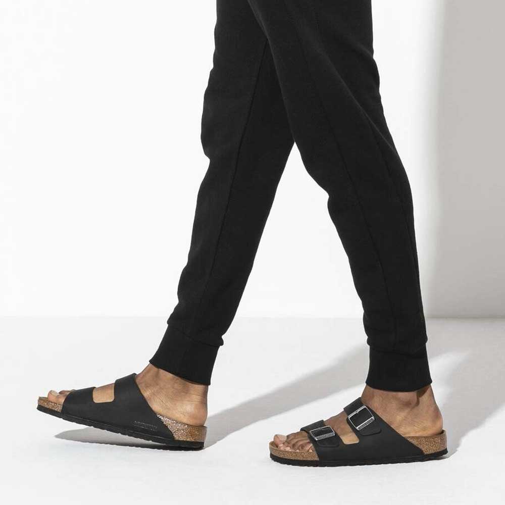 BIRKENSTOCKビルケンシュトックARIZONA（アリゾナ）ブラック552111（レギュラーフィット幅広）天然皮革メンズサンダルビルコフロー「靴」