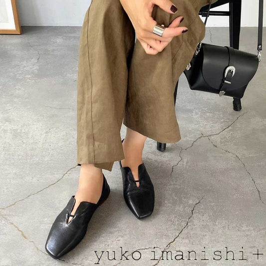 ユーコイマニシyukoimanishi+721082ブラック甲深オブリック・スクエアトゥフラットスリッポンシューズ「靴」