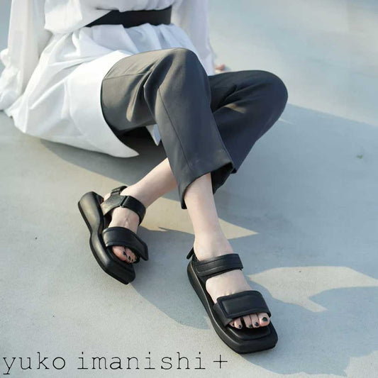 ユーコイマニシyukoimanishi+722047RIRAブラックスクエアリラックスサンダルバックストラップ「靴」