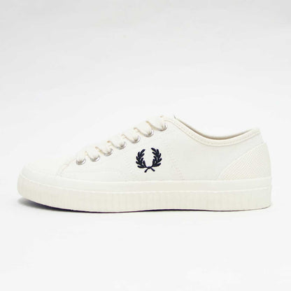 【SALE 30%OFF】 FRED PERRY フレッドペリー B8108（ユニセックス）Hughes Low Canvas カラー：LIGHT ECRU（760）   「靴」