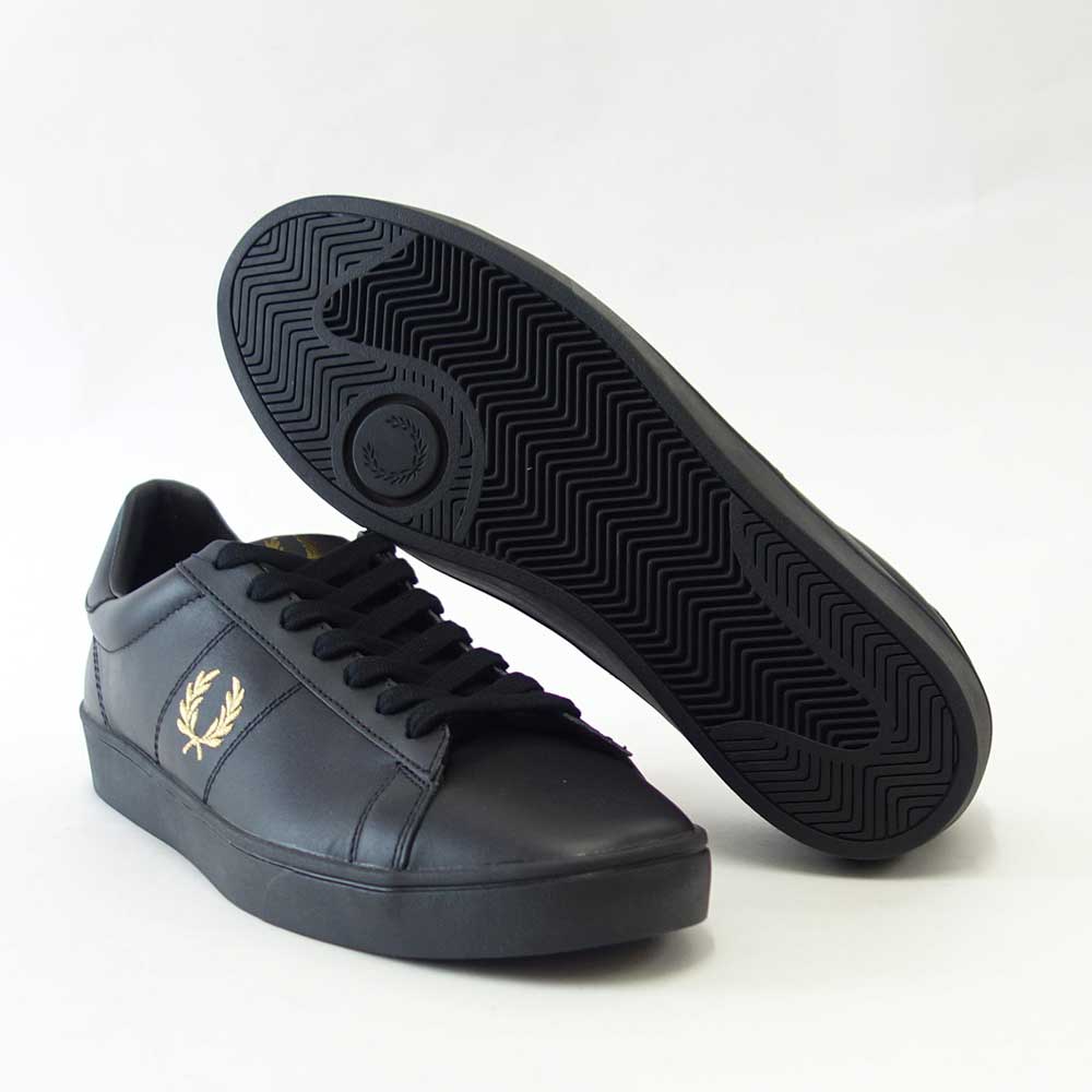 【SALE 30%OFF】 FRED PERRY フレッドペリー  B 8250 102（ユニセックス）SPENCER LEATHER （スペンサー レザー） カラー：BLACK/METALLIC GOLD 天然皮革のローカットスニーカー  「靴」