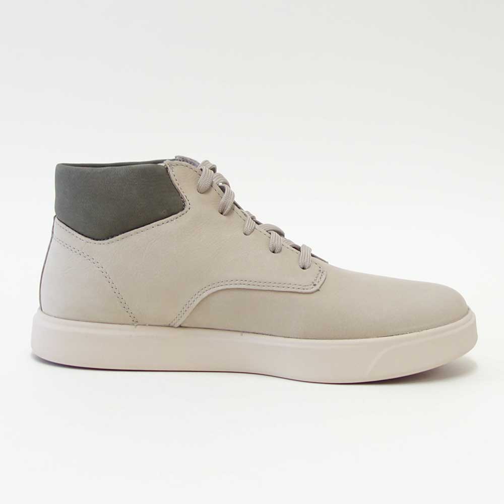 Timberlandティンバーランドa6bw6e02EMERSONSTREETChukka（ライトトープ）ヌバックレザーチャッカブーツアウトドアウォーキングアンクルブーツ「靴」