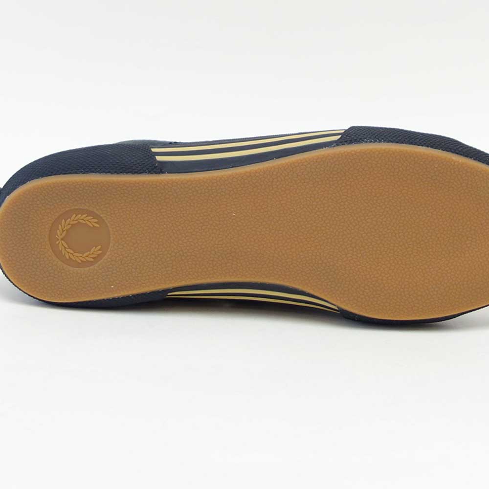 FREDPERRYフレッドペリーB233290A（メンズ）B708VINTAGETENNISCANVAS（ヴィンテージテニスキャンバス）カラー：ブラックローカットスニーカー「靴」