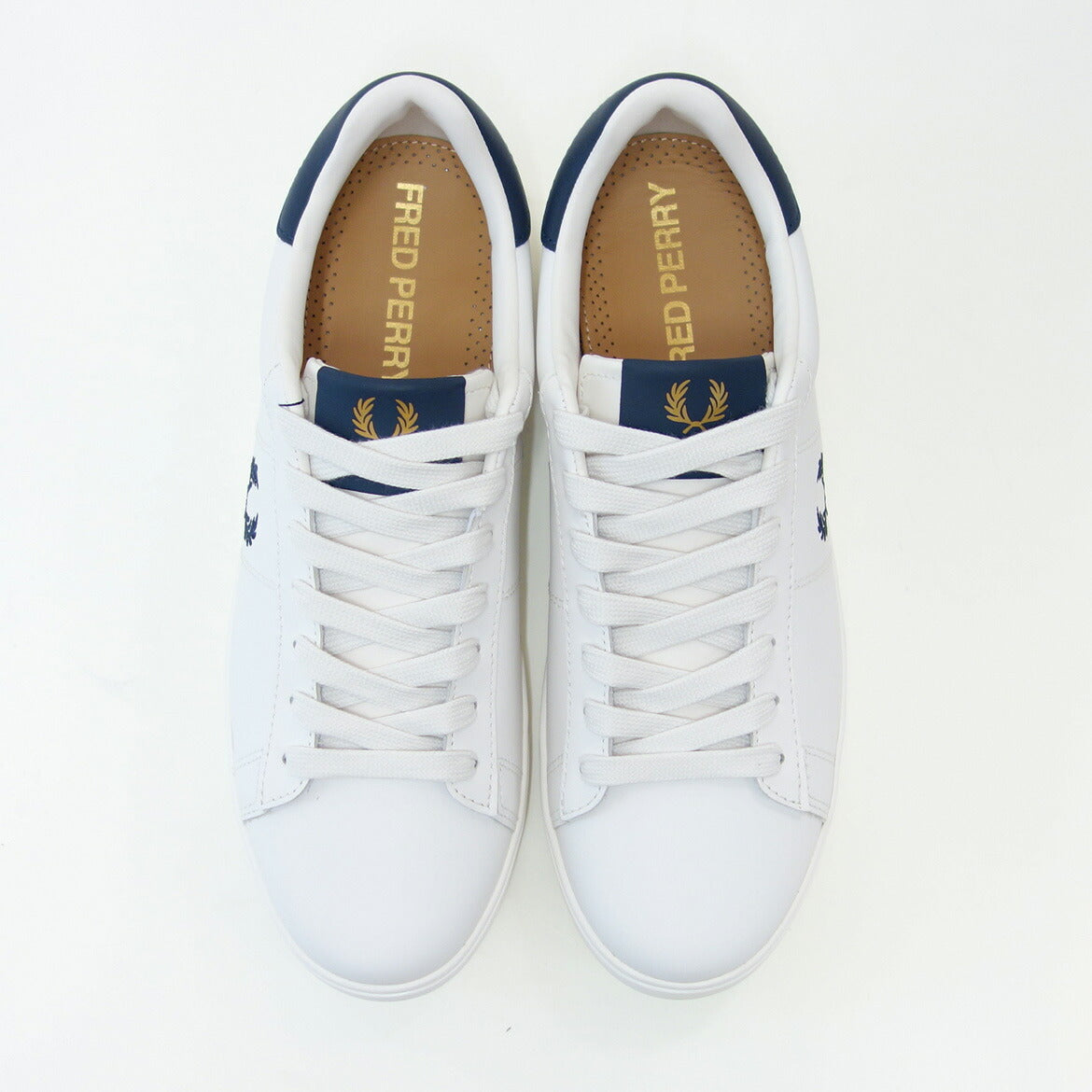 FREDPERRYフレッドペリーB4334303（ユニセックス）SPENCERLEATHER（スペンサーレザー）カラー：SNOWWHITE天然皮革のローカットスニーカー「靴」
