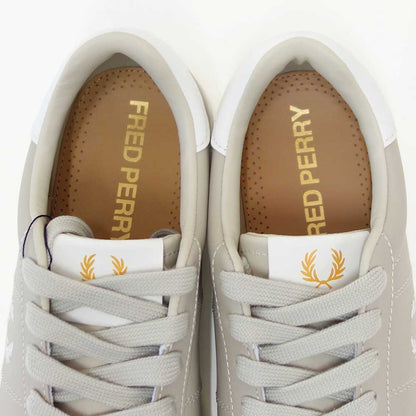 FREDPERRYフレッドペリーB4334P04（ユニセックス）SPENCERLEATHER（スペンサーレザー）カラー：LIGHTOYSTER天然皮革のローカットスニーカー「靴」