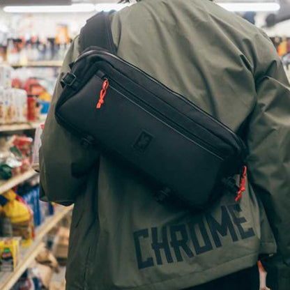 CHROME クローム KADET SLING BAG BG196 カラー：BLACK TARP 容量：9L 防水 メッセンジャーバック スリングバック ボディーバッグ ウェストバッグ