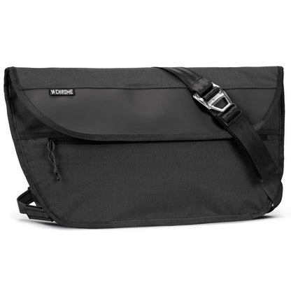 CHROME クローム SIMPLE MESSENGER BAG MD BG332 カラー：ブラック 容量：15L 防水 メッセンジャーバック スリングバック ボディーバッグ