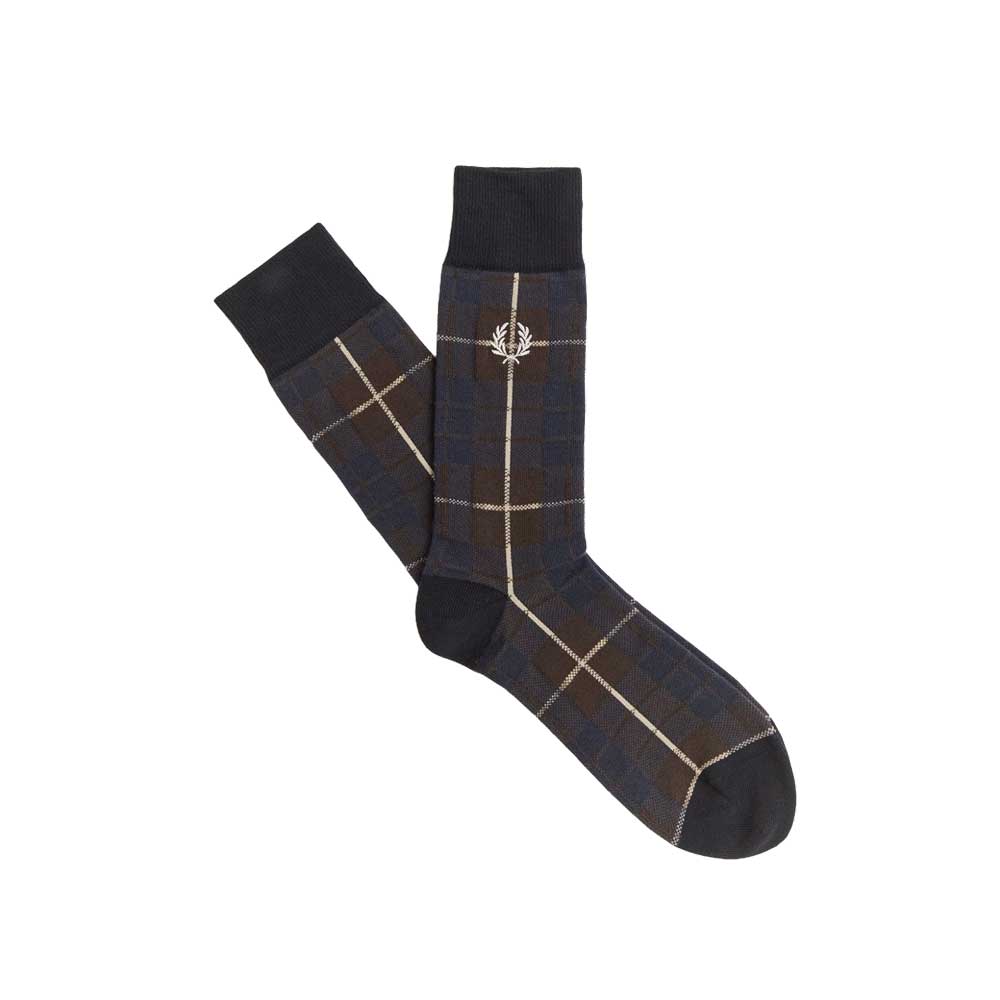FREDPERRYフレッドペリーTARTANSOCKC1155（カラー：37Aブラックウォッチタータン:Q21BURNTTOBACCO）タータンチェックソックス（ポルトガル製）靴下