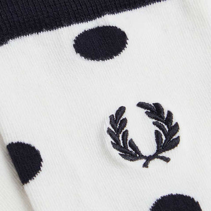 FREDPERRYフレッドペリーAmyWinehousePolkaDotSocksC3330（カラー：129SNOWWHITE）クルーネックソックス（ポルトガル製）