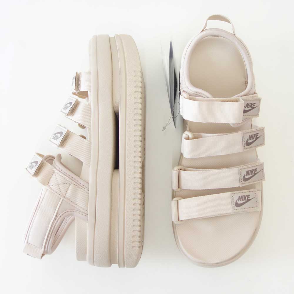 NIKEナイキウィメンズアイコンクラシックサンダルDH0223102サンドドリフト/ミンクブラウン/ヘンプ（レディース）NIKEWICONCLASSICSANDAL厚底バックストラップ「靴」