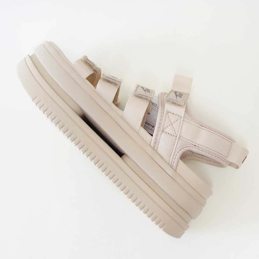 NIKEナイキウィメンズアイコンクラシックサンダルDH0223102サンドドリフト/ミンクブラウン/ヘンプ（レディース）NIKEWICONCLASSICSANDAL厚底バックストラップ「靴」