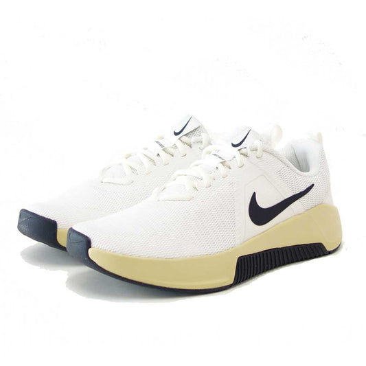 ナイキNIKEMCトレーナー3fq1831101セイル/ブラック/チームゴールド/ホワイト（メンズ）ランニングスニーカーウォーキングジム「靴」