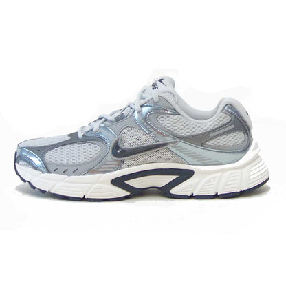 ナイキ NIKE V5 RNR hj5228014 Photon Dust / Dk SmokeGrey（メンズ） スニーカー スポーツシューズ  ウォーキング 「靴」