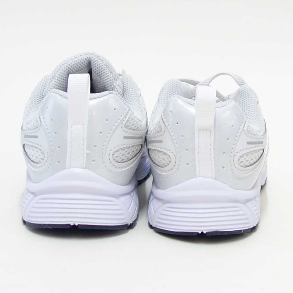 NIKEナイキHQ6412104V5RNRPSホワイト/メタリックゴールド（キッズシューズ）ランニングスニーカー「靴」