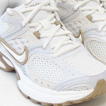 NIKEナイキウィメンズV5RNRhq7901115セイル/セイル（レディース）スニーカースポーツシューズ「靴」