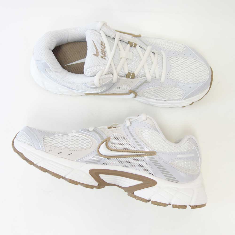 NIKEナイキウィメンズV5RNRhq7901115セイル/セイル（レディース）スニーカースポーツシューズ「靴」