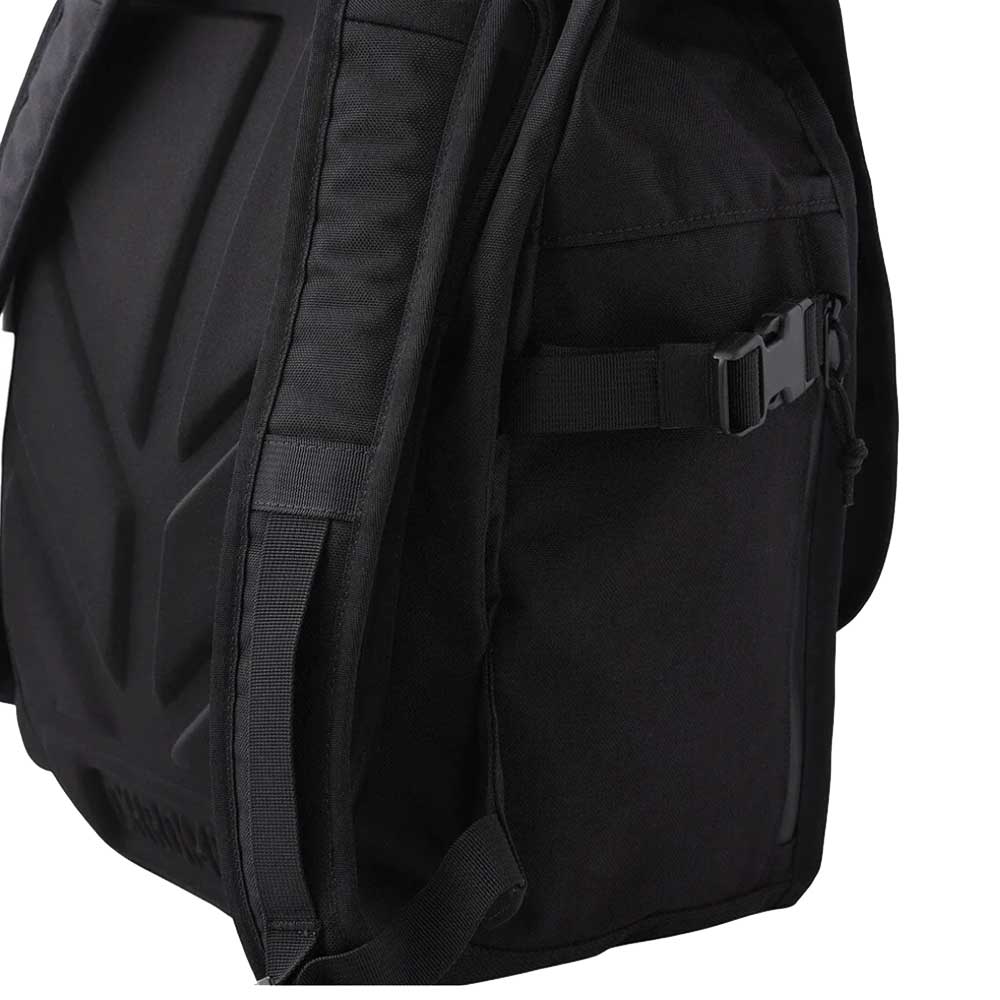 CHROME クローム WARSAW SMALL BACKPACK 18L（ワルシャワ スモール 18L）   JP196BK カラー：ブラック 容量 18L 耐水 バックパック